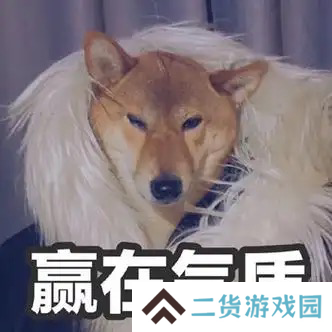 女大晒清凉穿搭，评论区炸锅：这就是让街拍师追了三条街的秘密？