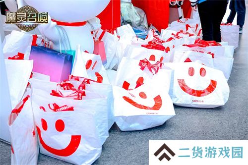 《魔灵召唤》2025长沙站**落幕，召唤师齐聚共燃竞技热情